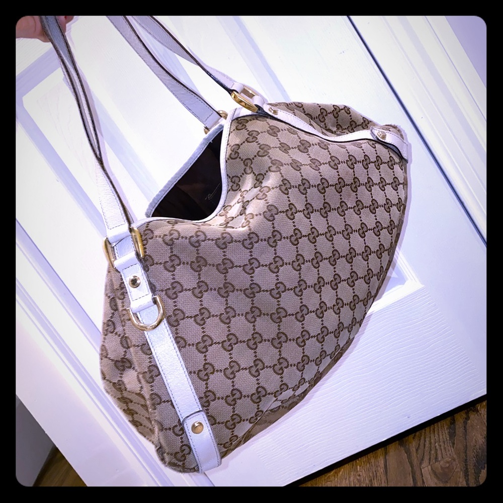 ** AUTHENTIC GUCCI BAG **